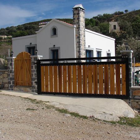 Villa Polymnia Emborios Exteriör bild